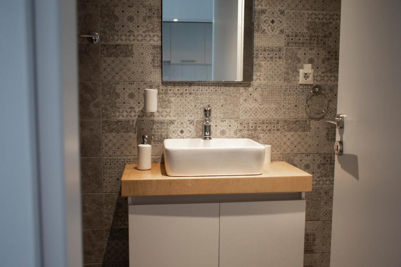 Filippos Downtown - 2Br Lux Apartment - Tsimiski Ladadika - Explore Center By Foot - Close To Aristotelous Square Szaloniki Kültér fotó