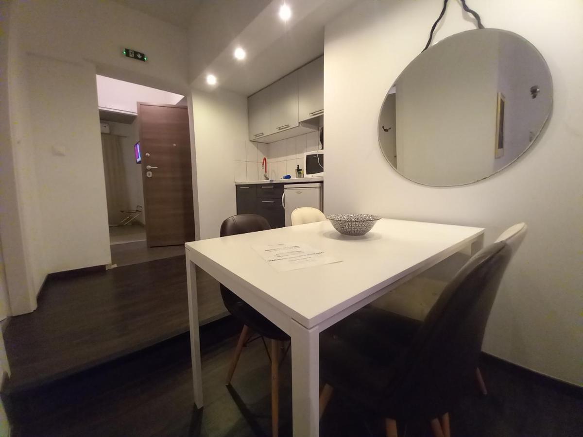 Filippos Downtown - 2Br Lux Apartment - Tsimiski Ladadika - Explore Center By Foot - Close To Aristotelous Square Szaloniki Kültér fotó